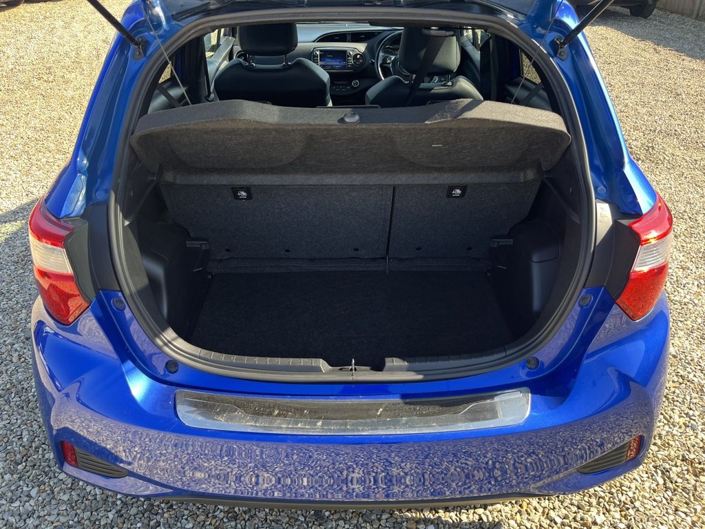 Used Toyota Yaris 2019 for sale - 78002387: Photo 9