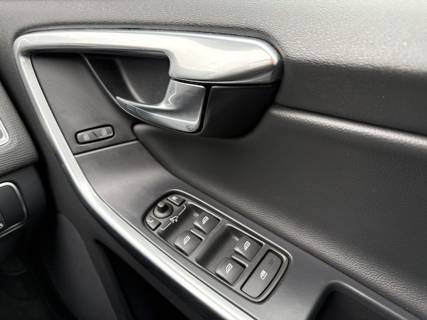 Used Volvo XC60 2015 for sale - 76080602: Photo 12