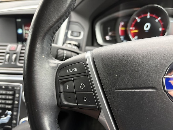Used Volvo XC60 2015 for sale - 76080602: Photo 15