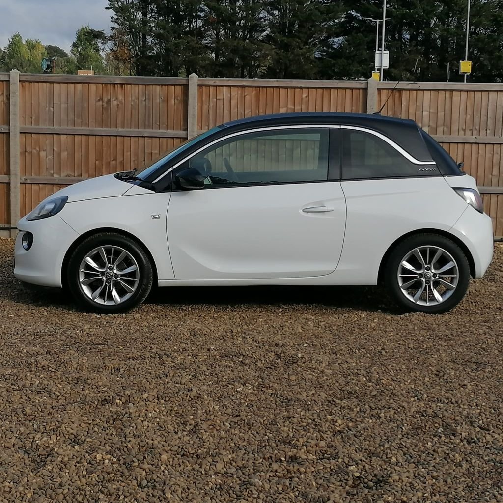 Used Vauxhall ADAM 2015 for sale - 76256103: Photo 2