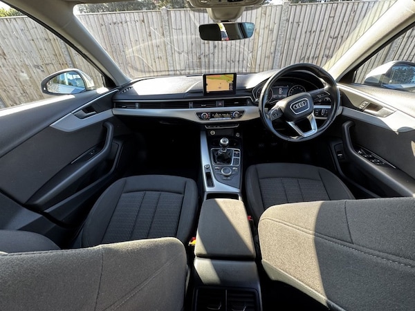 Used Audi A4 Avant 2017 for sale - 76105676: Photo 11