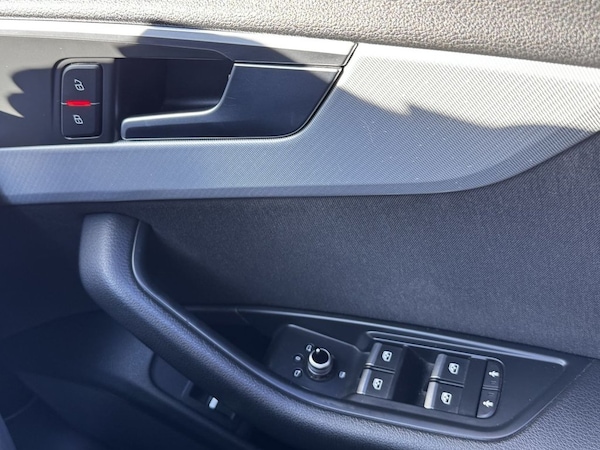 Used Audi A4 Avant 2017 for sale - 76105676: Photo 21