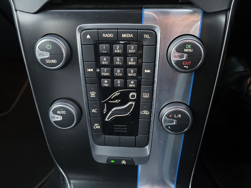 Used Volvo V40 2015 for sale - 76783369: Photo 18