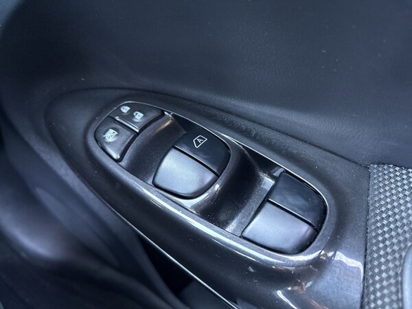 Used Nissan Juke 2016 for sale - 76010230: Photo 13