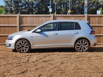 Used Volkswagen Golf 2015 for sale - 75865555: Photo