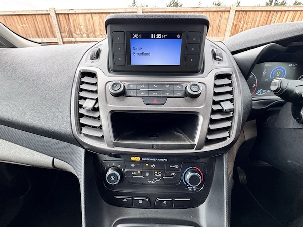 Used Ford Tourneo Connect 2020 for sale - 75456381: Photo 16