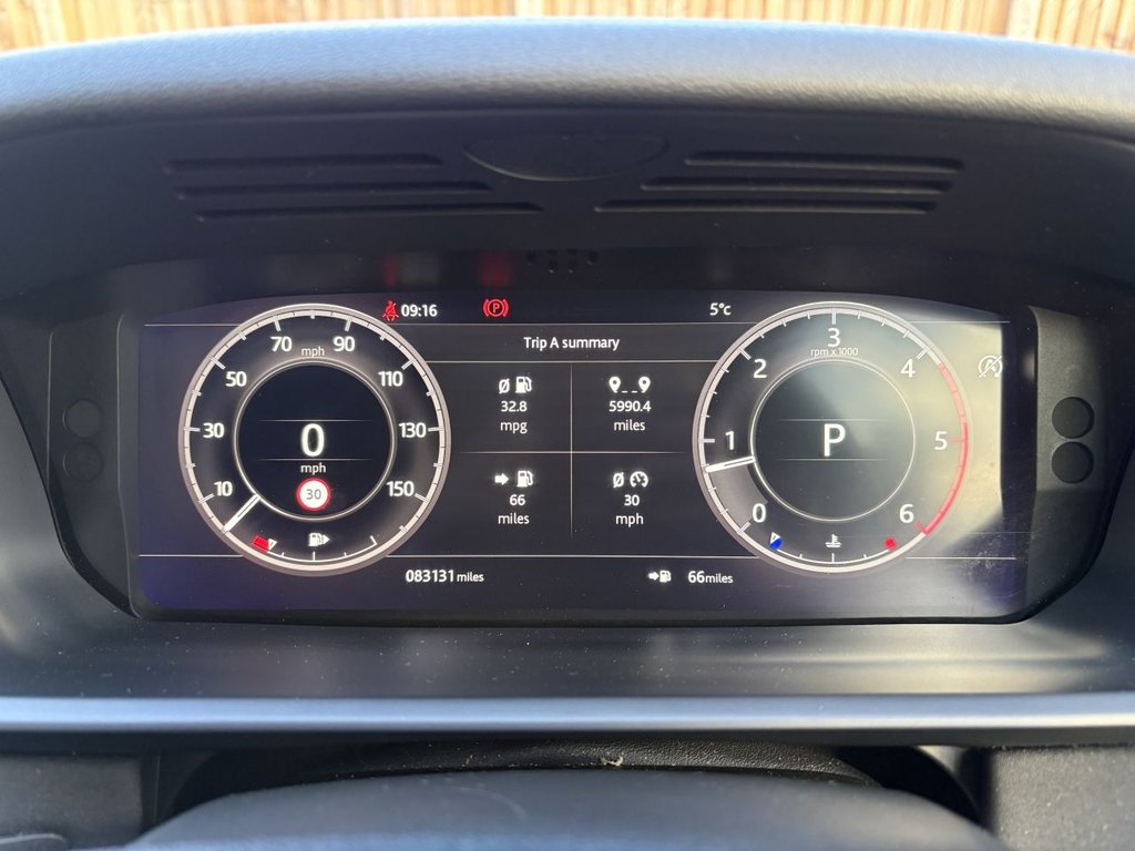 Used Land Rover Discovery 2018 for sale - 76698193: Photo 17