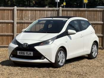 2016 (16) - 1.0 VVT-i X-Pression 5dr