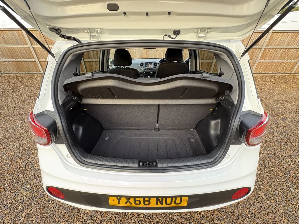 Used Hyundai i10 2018 for sale - 77027053: Photo 11