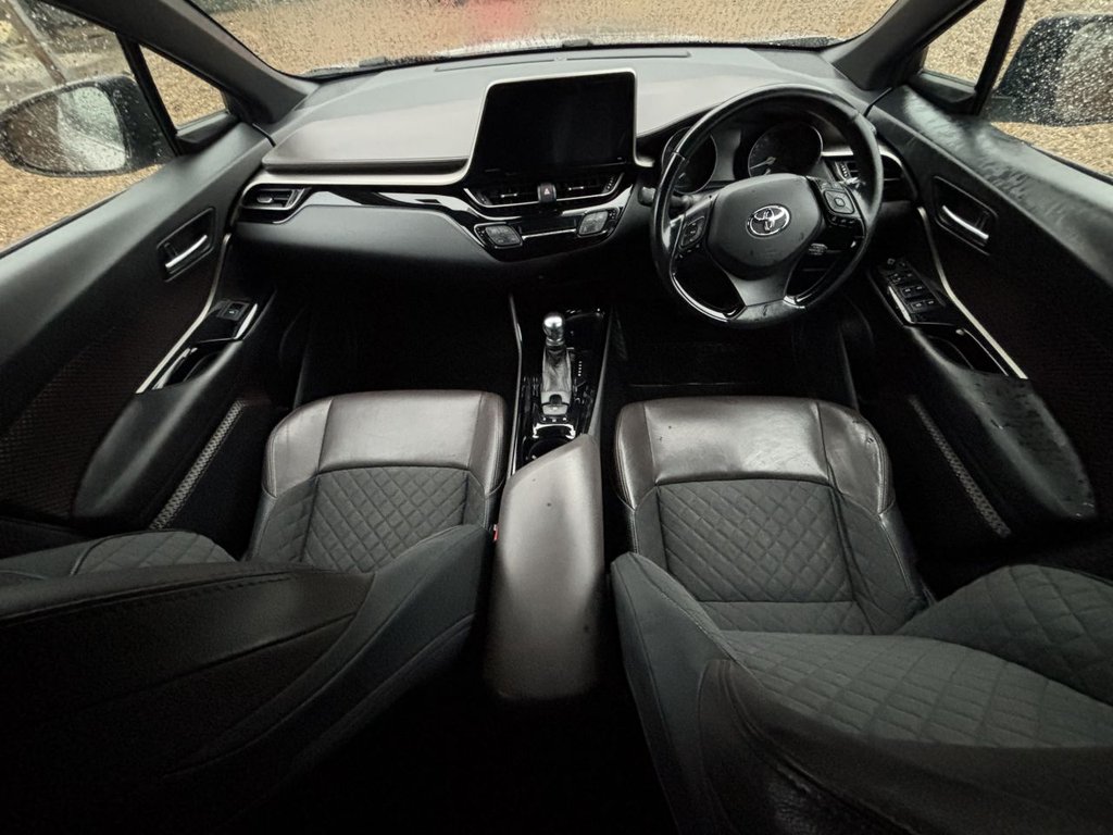 Used Toyota C-HR 2018 for sale - 76985719: Photo 10
