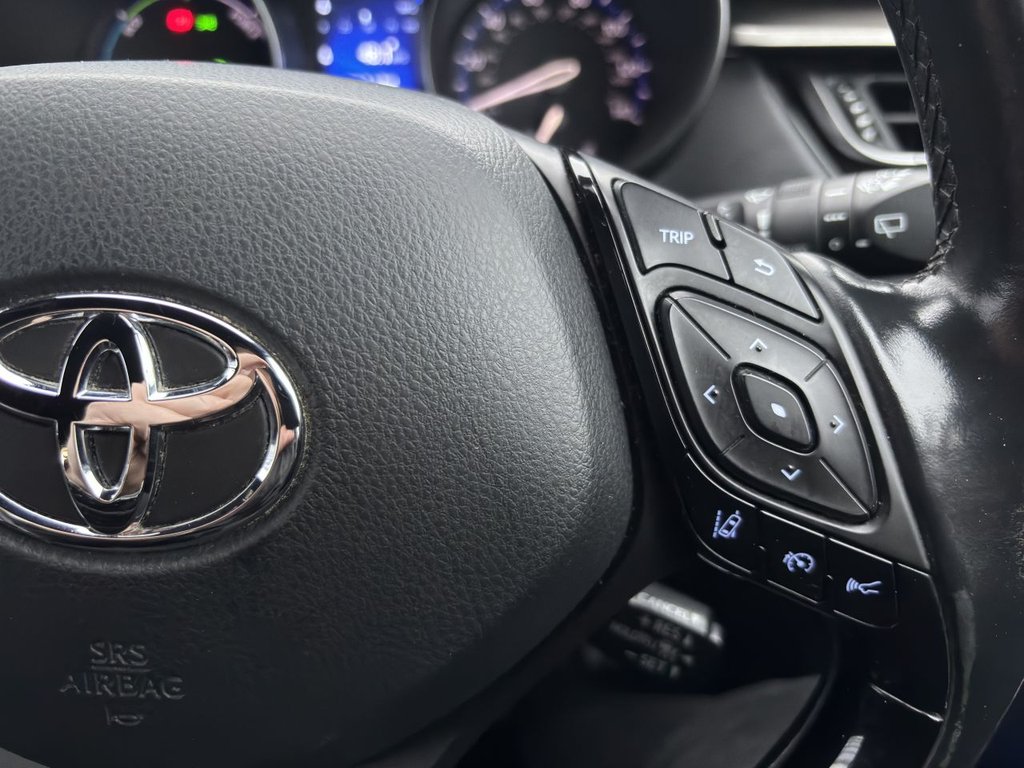 Used Toyota C-HR 2018 for sale - 76985719: Photo 13