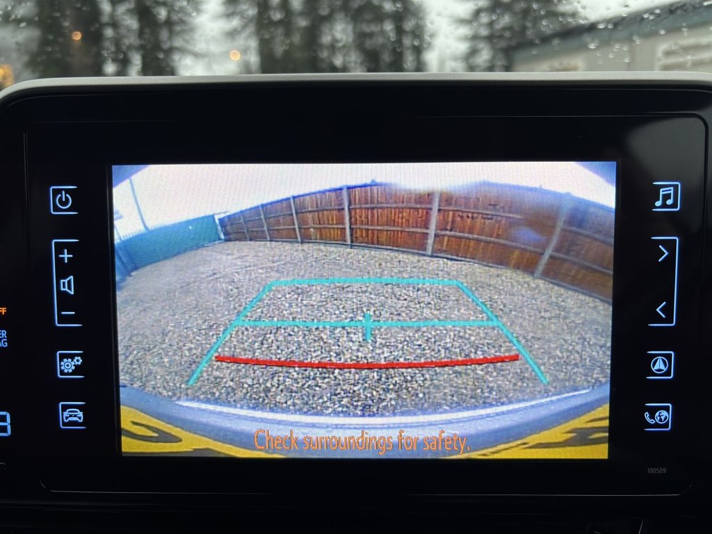 Used Toyota C-HR 2018 for sale - 76985719: Photo 17