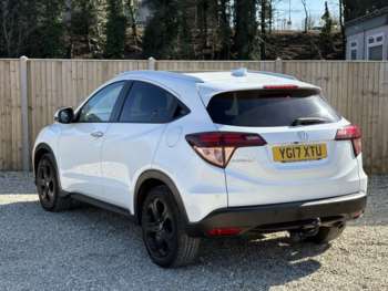 Used Honda HR-V 2017 for sale - 74258557: Photo