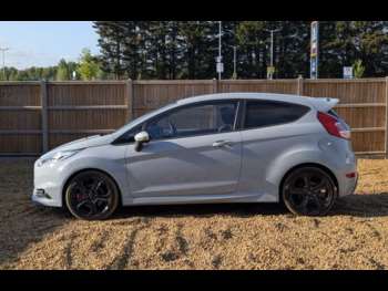 Used Ford Fiesta 2017 for sale - 74380059: Photo