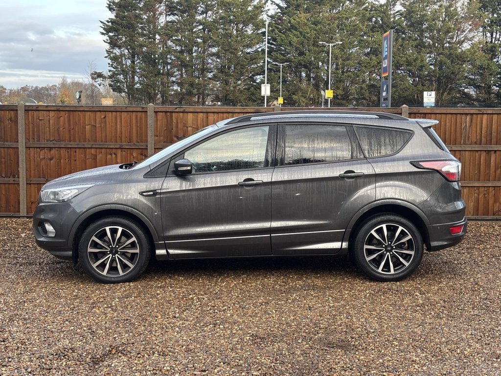 Used Ford Kuga 2019 for sale - 76820521: Photo 2