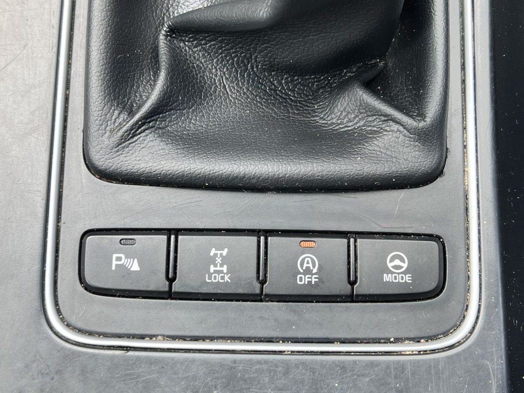 Used Kia Sorento 2016 for sale - 76710924: Photo 16