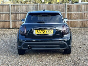 Used MINI Hatch 2022 for sale - 77007350: Photo