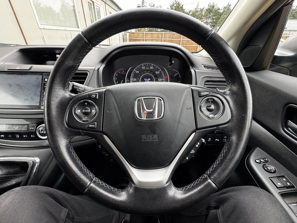 Used Honda CR-V 2017 for sale - 76080525: Photo 15