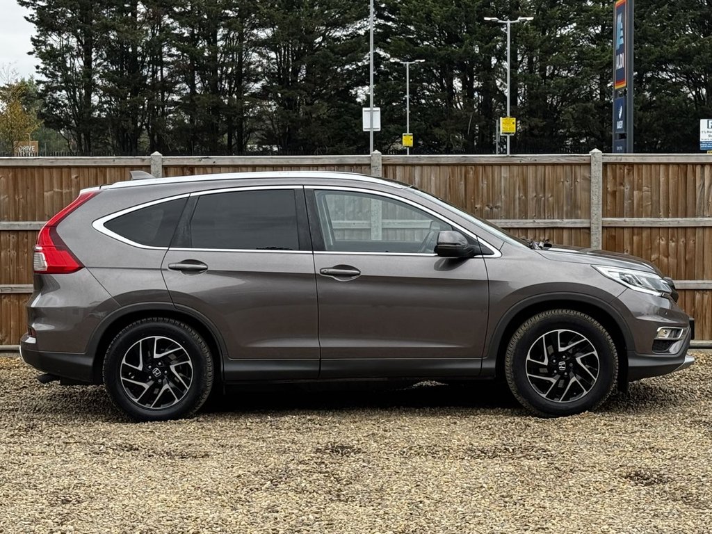 Used Honda CR-V 2017 for sale - 76080525: Photo 6