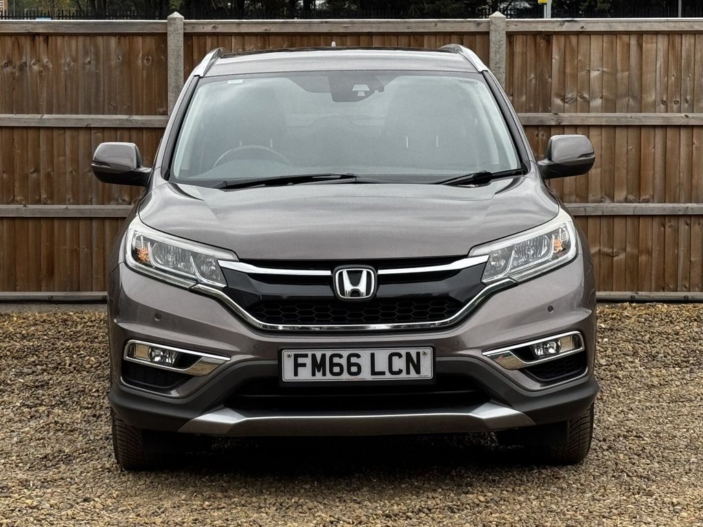 Used Honda CR-V 2017 for sale - 76080525: Photo 8