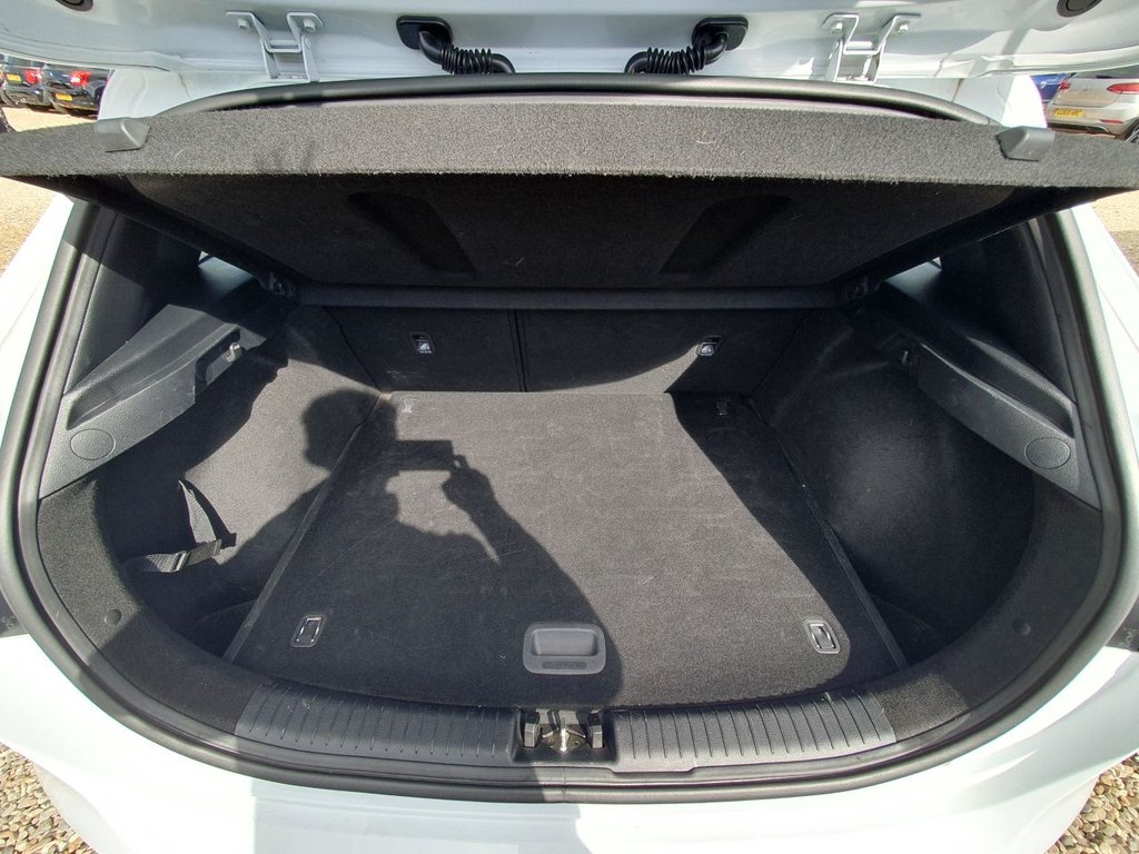 Used Kia Ceed 2018 for sale - 78110256: Photo 9