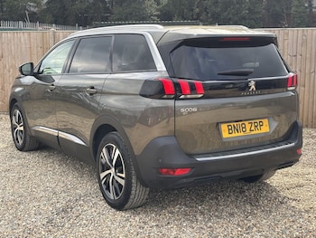 Used Peugeot 5008 2018 for sale - 76147282: Photo