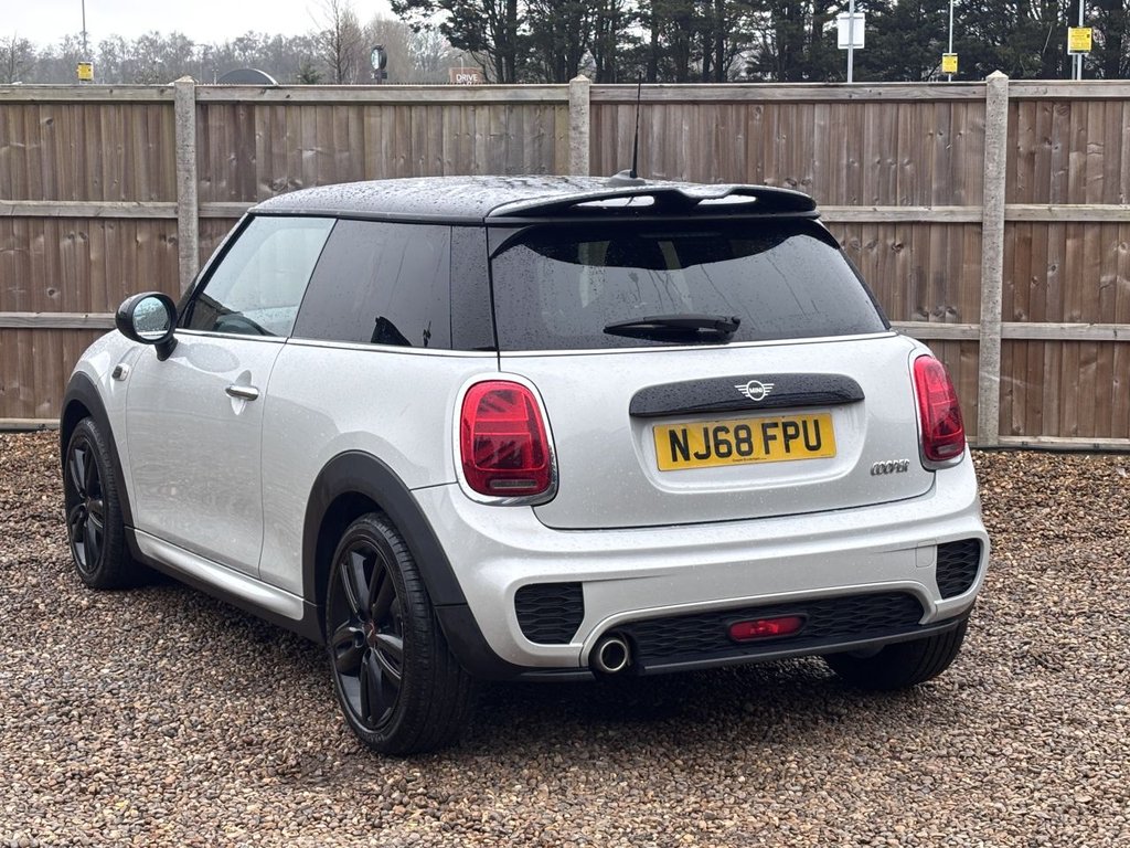 Used MINI Hatch 2018 for sale - 77771091: Photo 3
