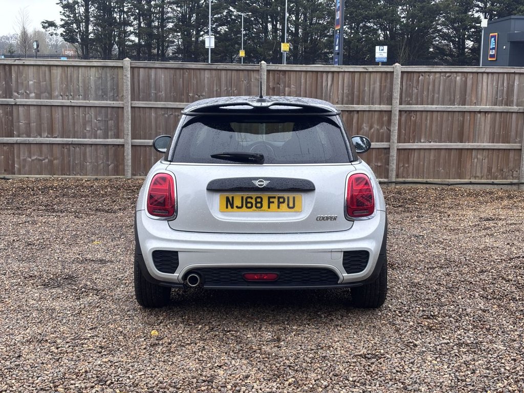 Used MINI Hatch 2018 for sale - 77771091: Photo 4