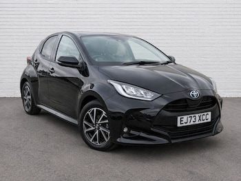 Used Toyota Yaris 2023 for sale - 78330394: Photo