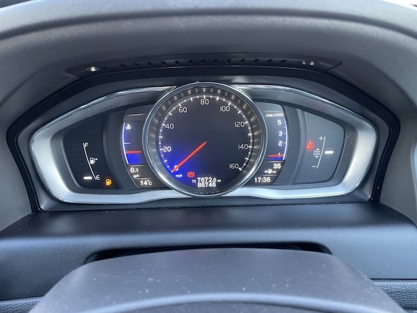 Used Volvo XC60 2017 for sale - 76038687: Photo 12