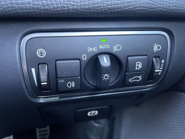 Used Volvo XC60 2017 for sale - 76038687: Photo 20
