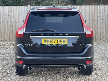 Used Volvo XC60 2017 for sale - 76038687: Photo 4