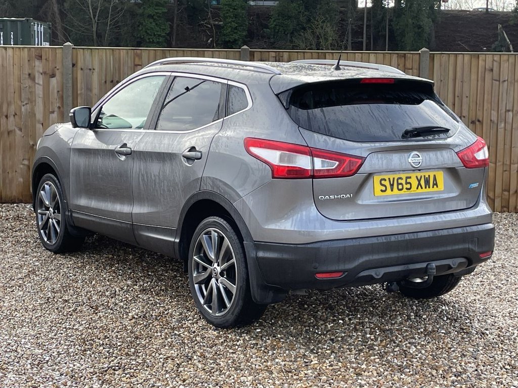 Used Nissan Qashqai 2015 for sale - 77383617: Photo 3