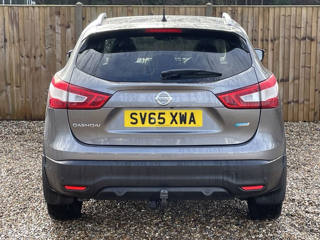 Used Nissan Qashqai 2015 for sale - 77383617: Photo 4