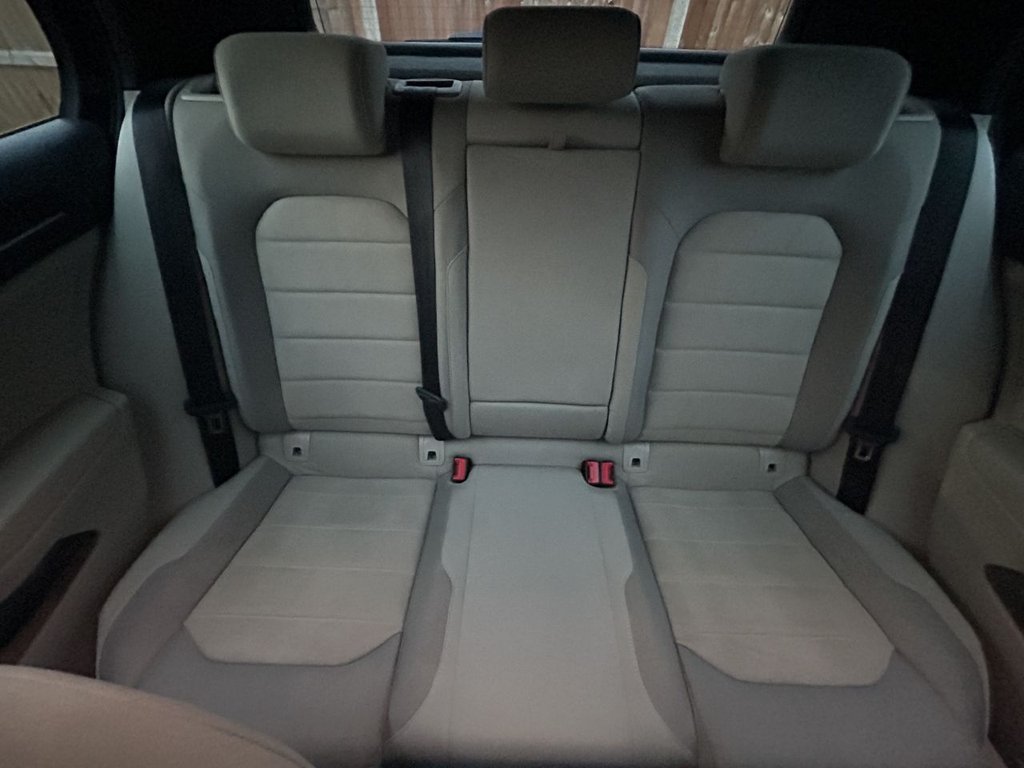 Used Volkswagen Golf 2018 for sale - 76496800: Photo 10