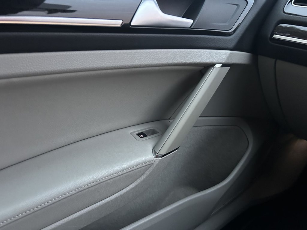 Used Volkswagen Golf 2018 for sale - 76496800: Photo 18