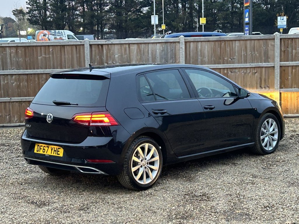 Used Volkswagen Golf 2018 for sale - 76496800: Photo 5