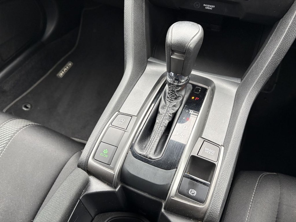 Used Honda Civic 2018 for sale - 76395631: Photo 18