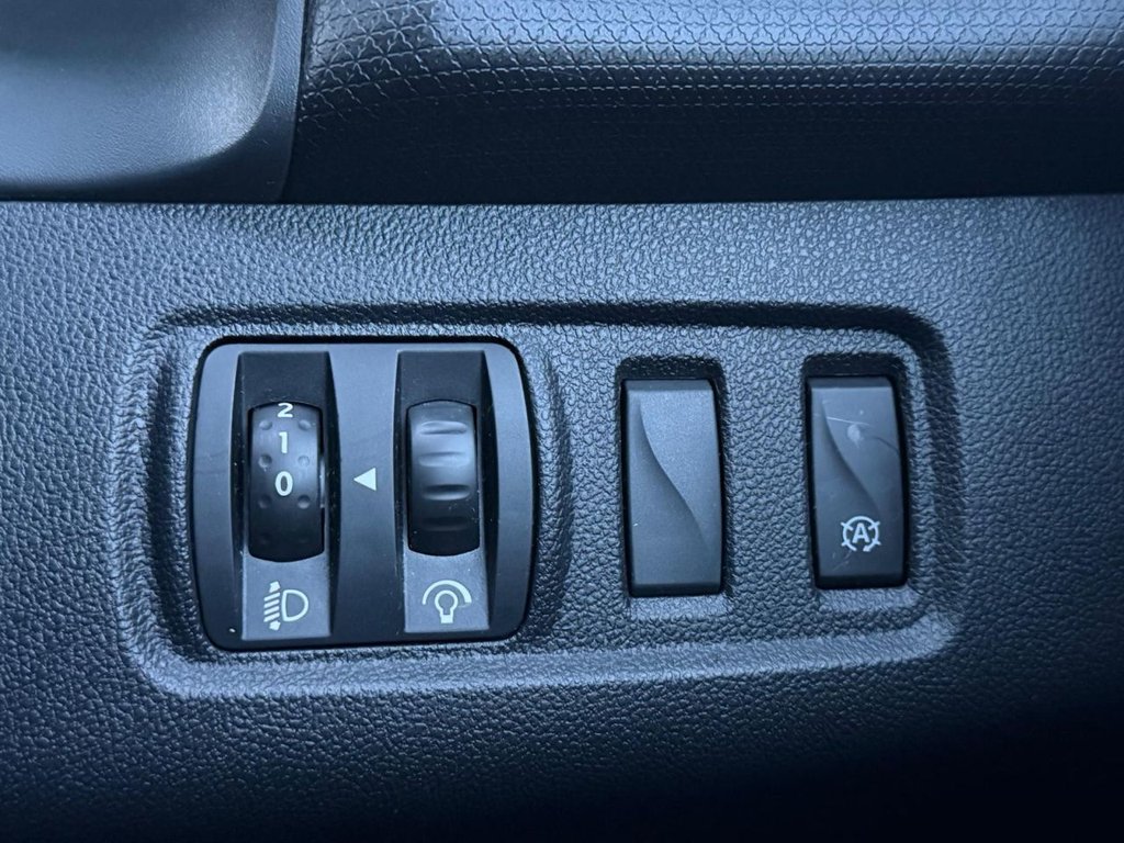 Used Renault Clio 2018 for sale - 77139408: Photo 13