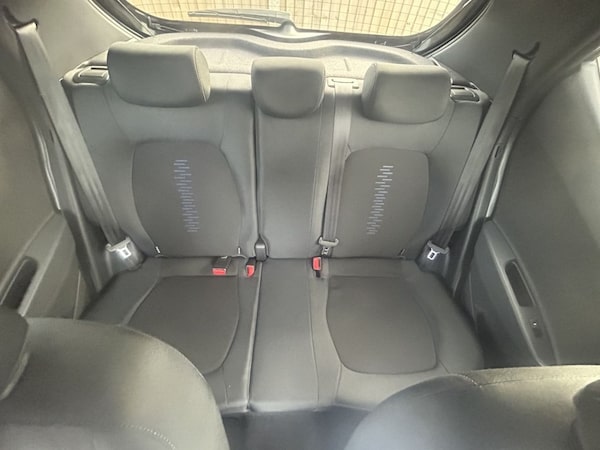 Used Hyundai i10 2019 for sale - 76250102: Photo 10