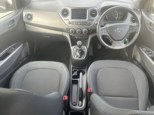 Used Hyundai i10 2019 for sale - 76250102: Photo 12