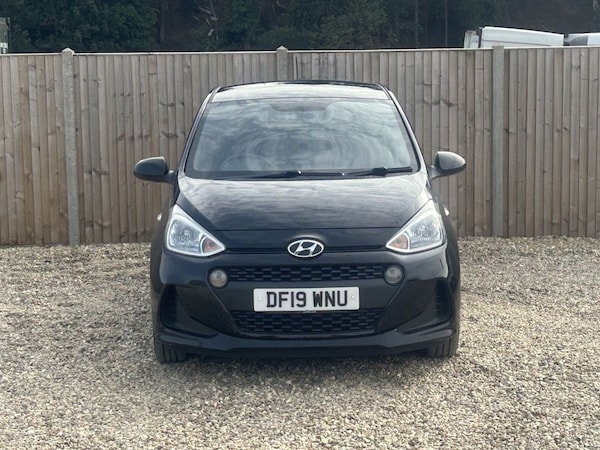 Used Hyundai i10 2019 for sale - 76250102: Photo 8