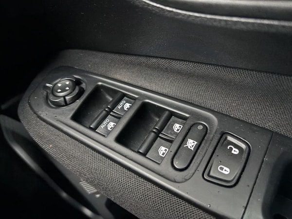 Used Jeep Renegade 2017 for sale - 76163573: Photo 15