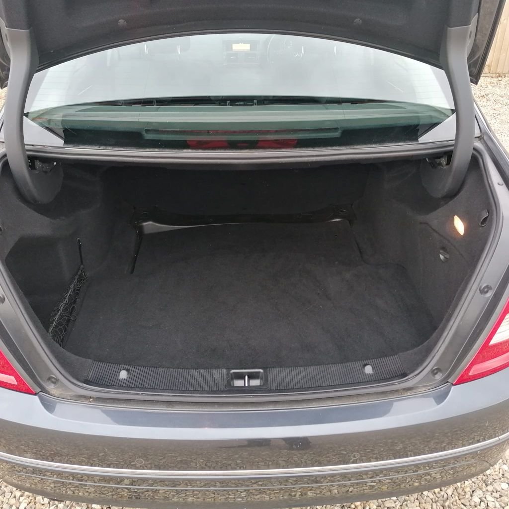 Used Mercedes-Benz C Class 2010 for sale - 76481792: Photo 11