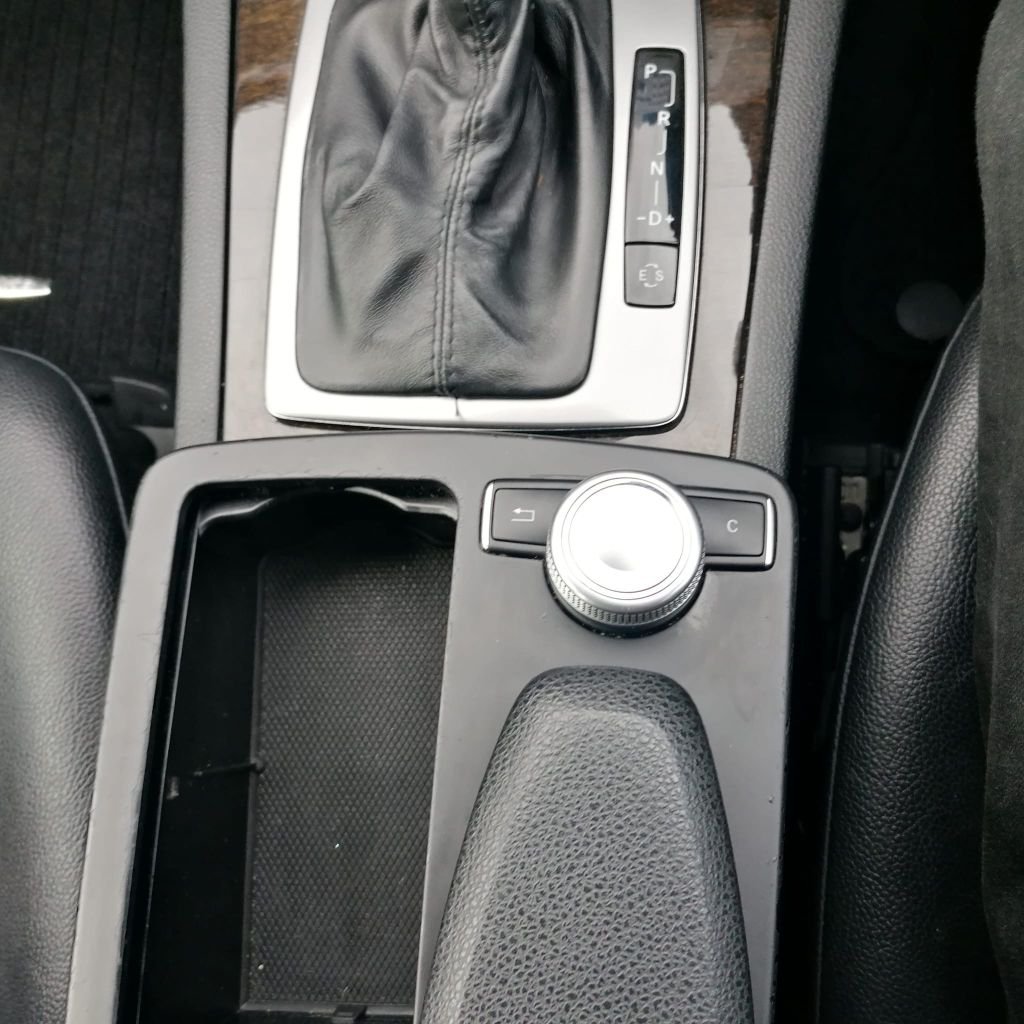 Used Mercedes-Benz C Class 2010 for sale - 76481792: Photo 17