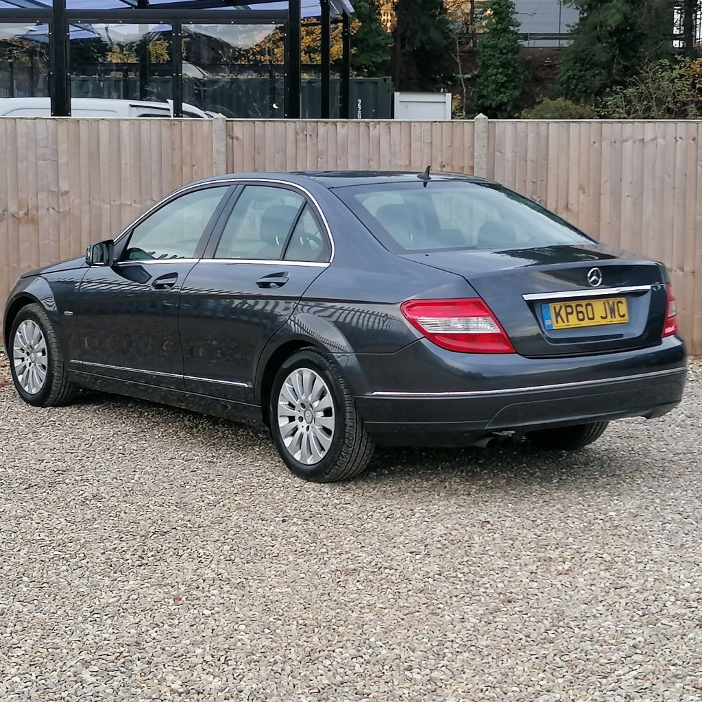 Used Mercedes-Benz C Class 2010 for sale - 76481792: Photo 3