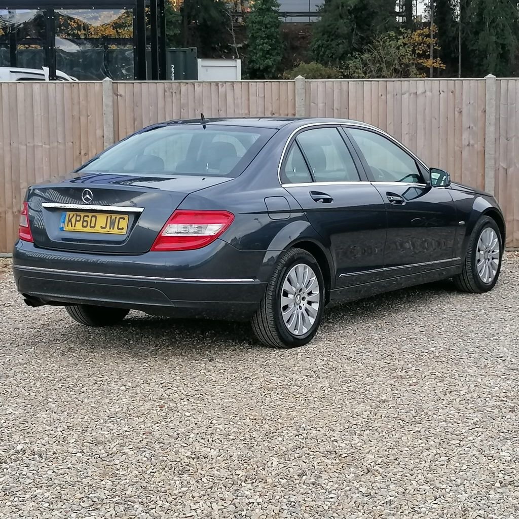 Used Mercedes-Benz C Class 2010 for sale - 76481792: Photo 5
