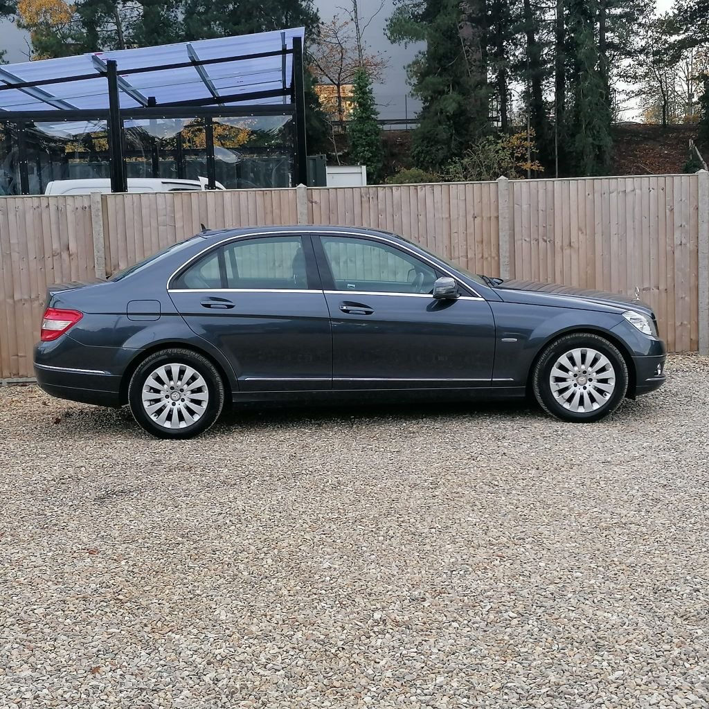 Used Mercedes-Benz C Class 2010 for sale - 76481792: Photo 6