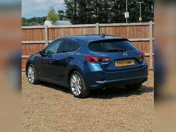 Used Mazda Mazda3 2017 for sale - 75378846: Photo
