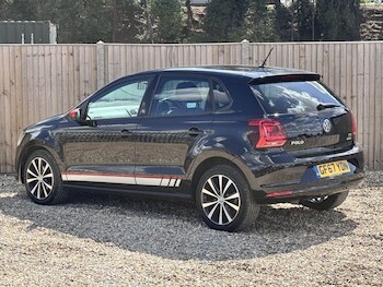 Used Volkswagen Polo 2017 for sale - 75716452: Photo